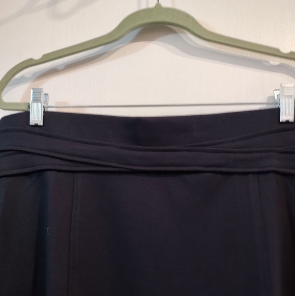 BNNU Dark Navy Knit Skirt - Picture 2 of 7